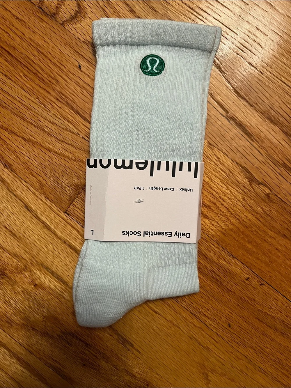 lululemon athletica Light Mint Crew Daily Essential Socks. NWT
